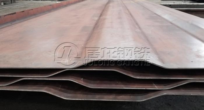 废固箱箱体边板折弯加工,材质NM300/NM400/NM450/NM500/Hardox450耐磨钢板。