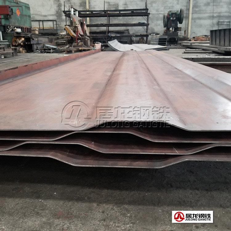 废固箱箱体边板折弯加工，材质NM300/NM400/NM450/NM500/Hardox450耐磨钢板。